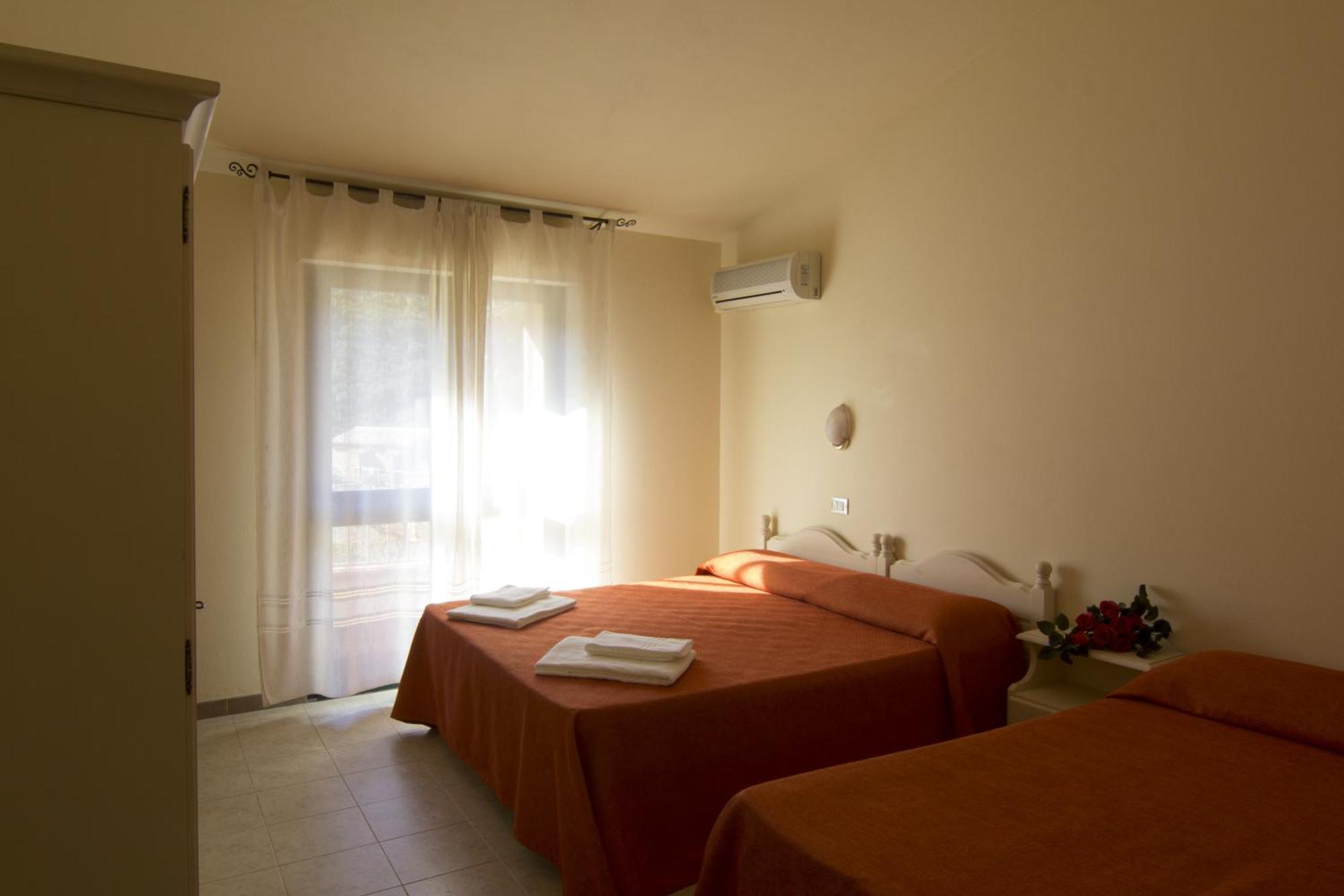 Agriturismo Sa Rocca Iglesias Oda fotoğraf
