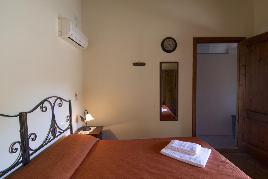 Agriturismo Sa Rocca Iglesias Dış mekan fotoğraf